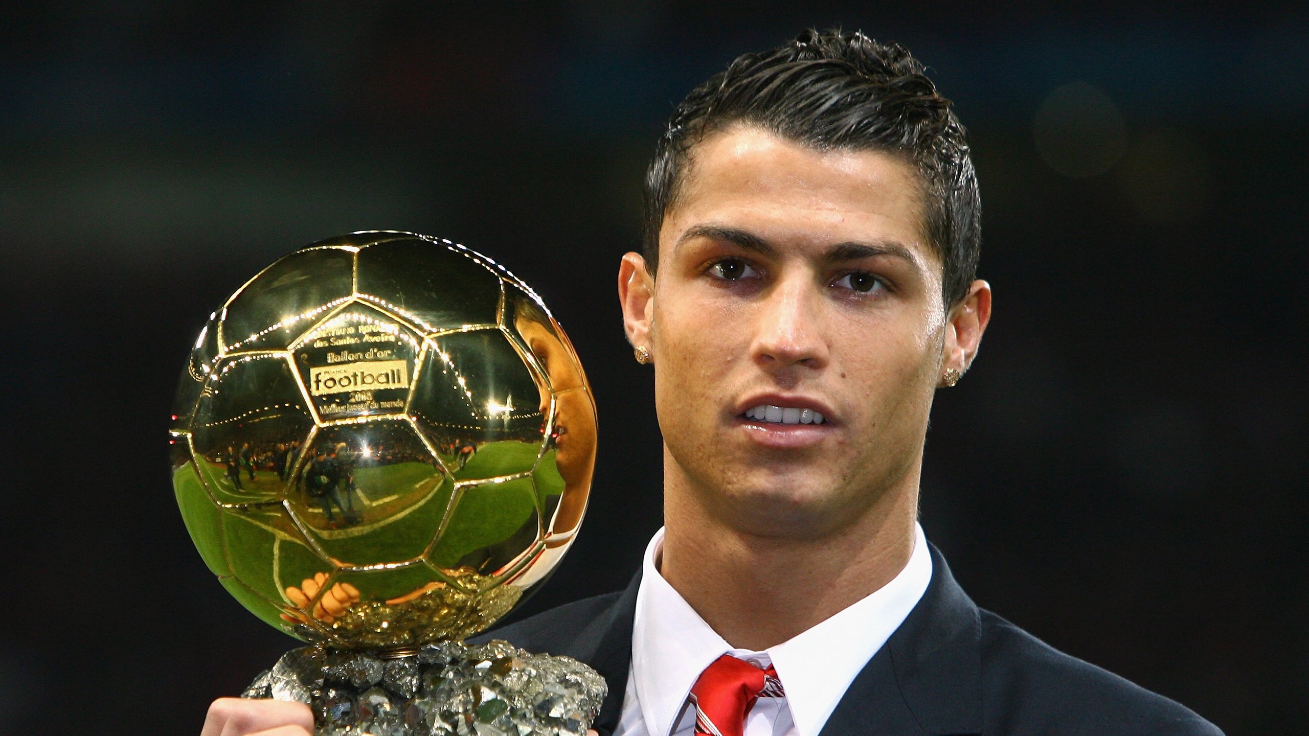 “足球+智造”产业创新专项在行业内持续升级,硬件装备不断优化升级